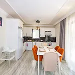 Olive Oyl - With Private Pool For 6 People In Hisaronue Βίλα