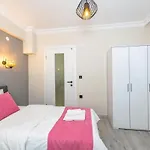 Olive Oyl - With Private Pool For 6 People In Hisaronue * Φετιγιέ
