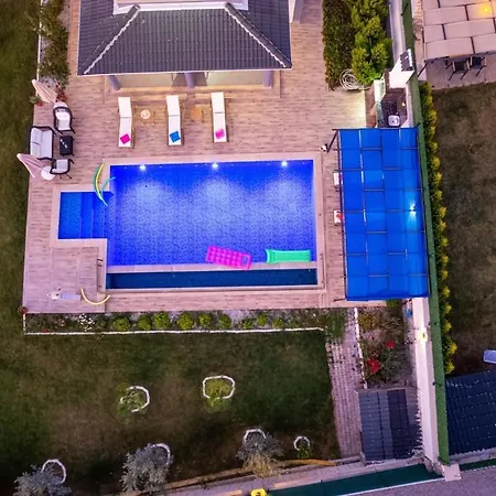 Olive Oyl - With Private Pool For 6 People In Hisaronue וילה *