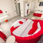 Olive Oyl - With Private Pool For 6 People In Hisaronue Vila *