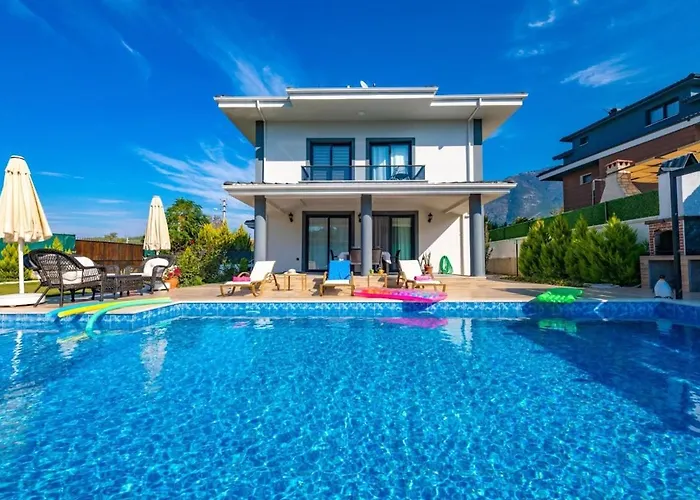 Villa Olive Oyl - With Private Pool For 6 People In Hisaronue Fethiye