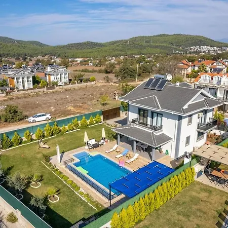 Βίλα Olive Oyl - With Private Pool For 6 People In Hisaronue *